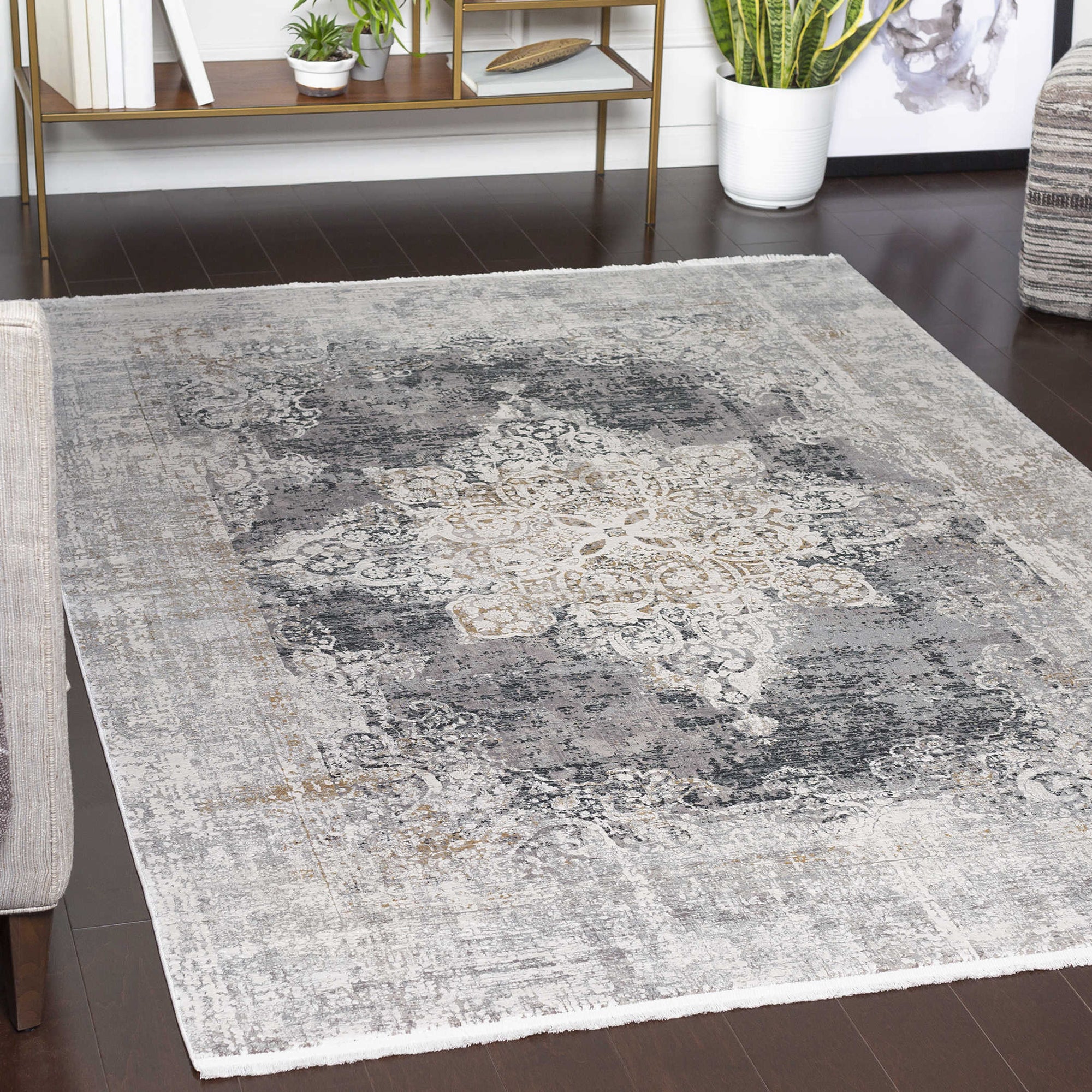 How to Select the Right Size Area Rug for Your Living Room