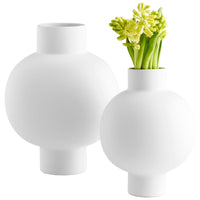 Libra Vase | White -Small by Cyan