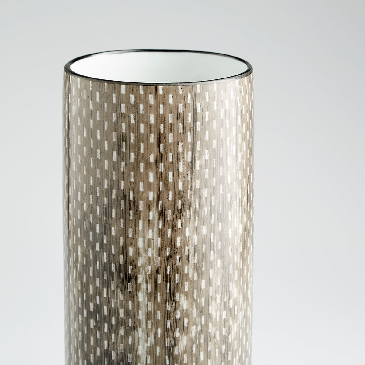 Atacama Vase-MD by Cyan